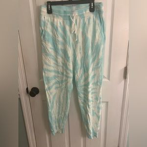 Cabana by Crown & Ivy mint and white tie dye‎ sweater joggers sz large